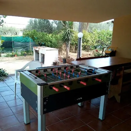 Villa Giu, Indipendent Villa Near Airport And Sea *