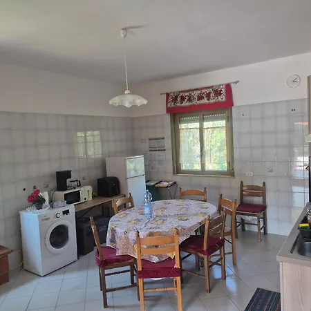 Σπίτι διακοπών Giu, Indipendent Near Airport And Sea *